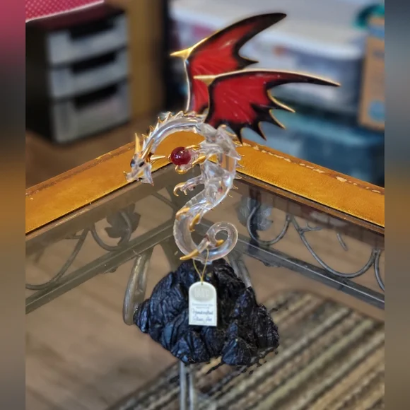 Glass Baron Crystal Ruby Red Wing Dragon - Picture 2 of 12